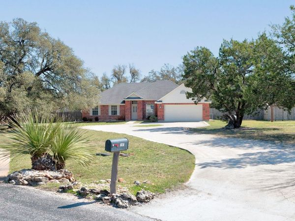 141 Comanche TRL , Georgetown, TX 78633