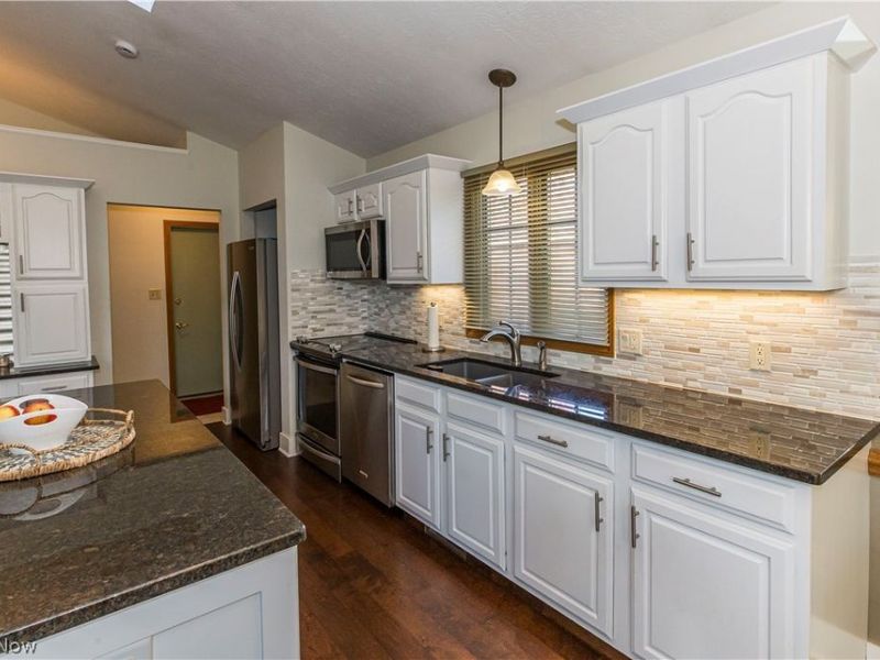 821 Olde Orchard Drive , Tallmadge, OH 44278 Photo 12