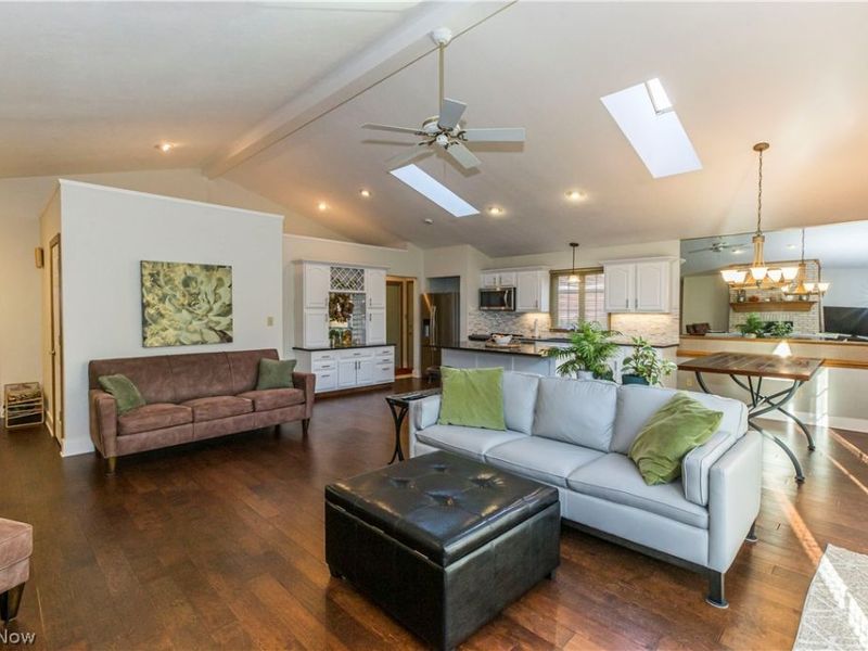 821 Olde Orchard Drive , Tallmadge, OH 44278 Photo 6