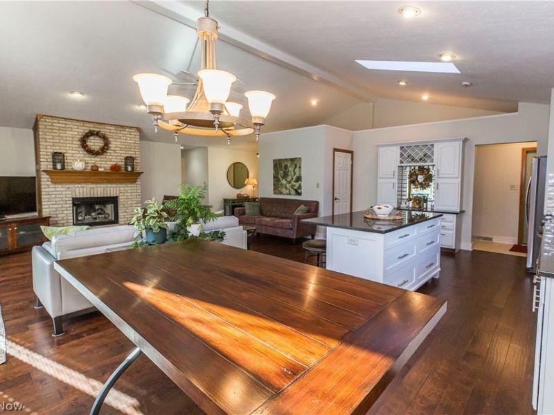 821 Olde Orchard Drive , Tallmadge, OH 44278 Photo 8