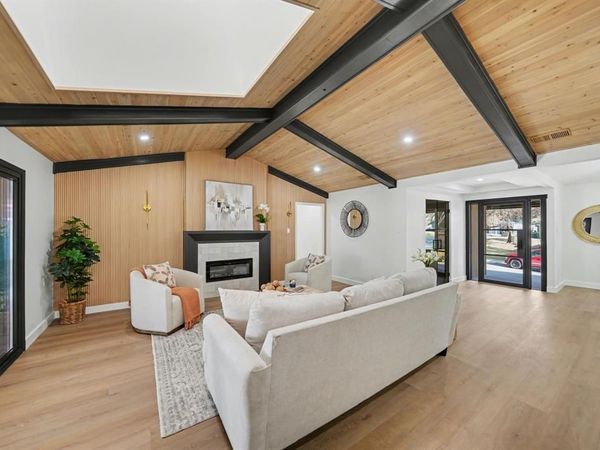 7115 Cosgrove Drive, Dallas, TX 75231