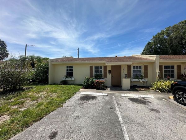 3033 NW 68th St, Unit 12E, Fort Lauderdale, FL 33309