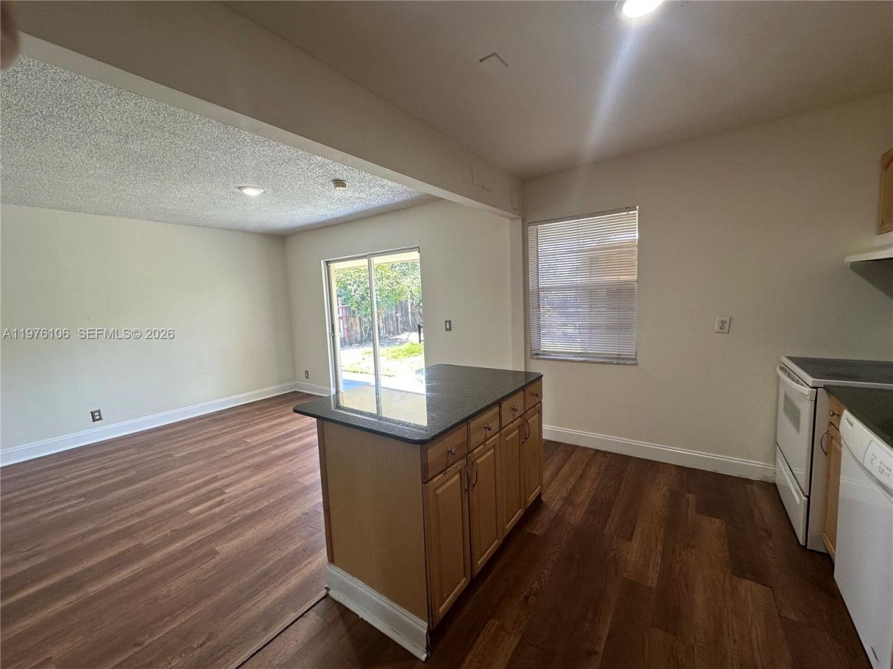 3033 NW 68th St, Unit 12E, Fort Lauderdale, FL 33309 Photo