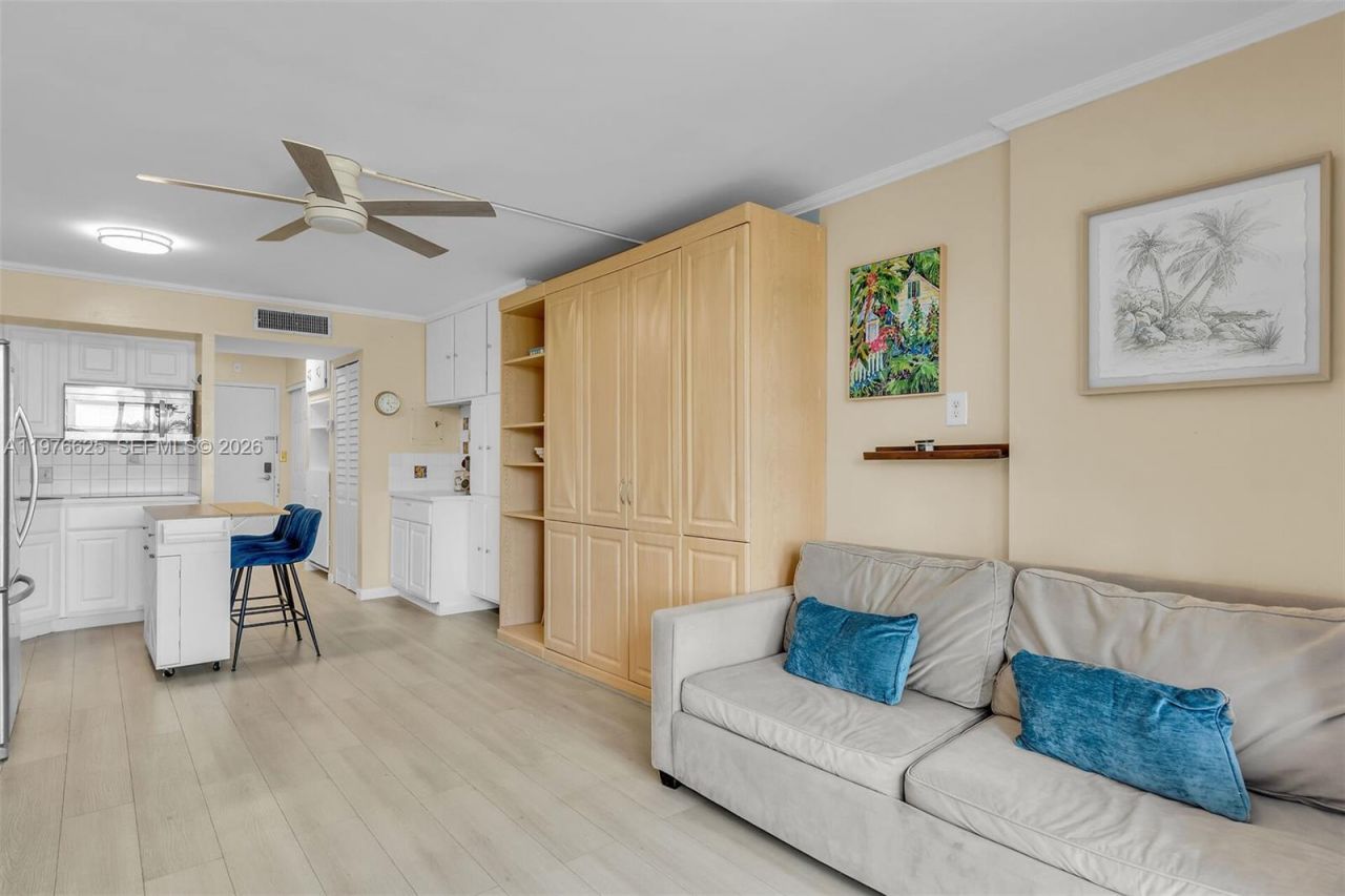 88500 Overseas Hwy , Unit 205, Tavernier, FL 33070 Photo