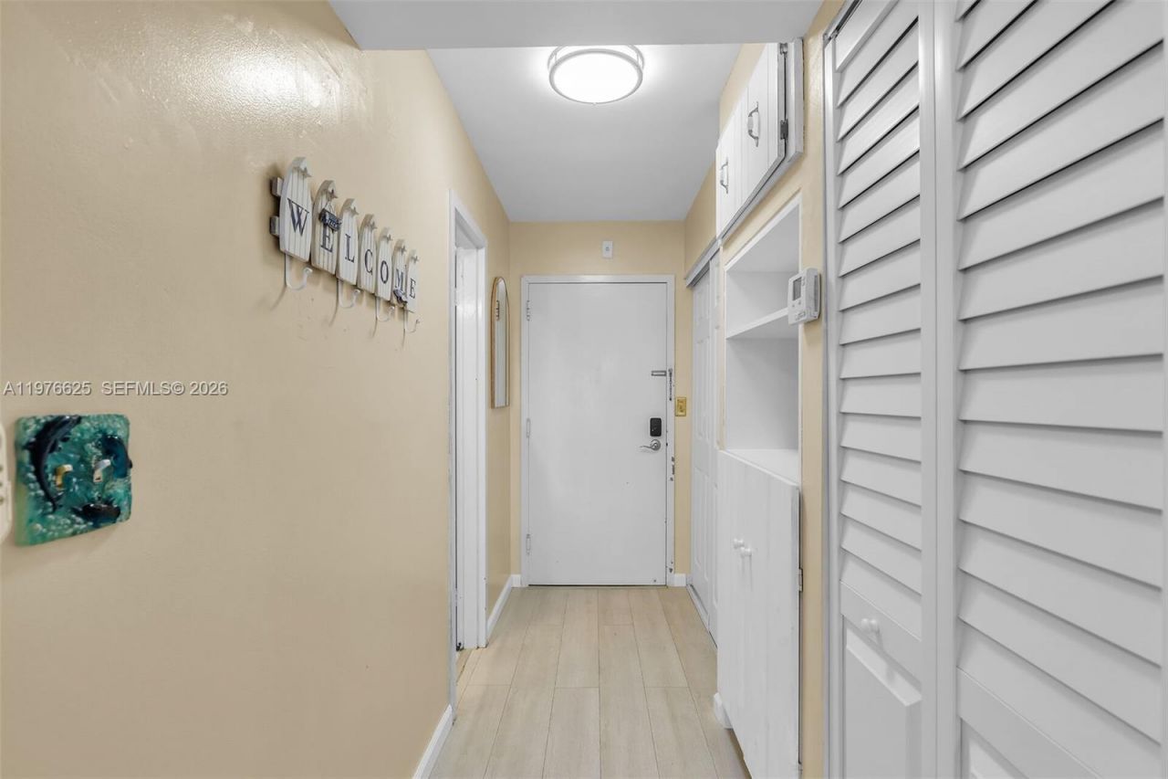 88500 Overseas Hwy , Unit 205, Tavernier, FL 33070 Photo