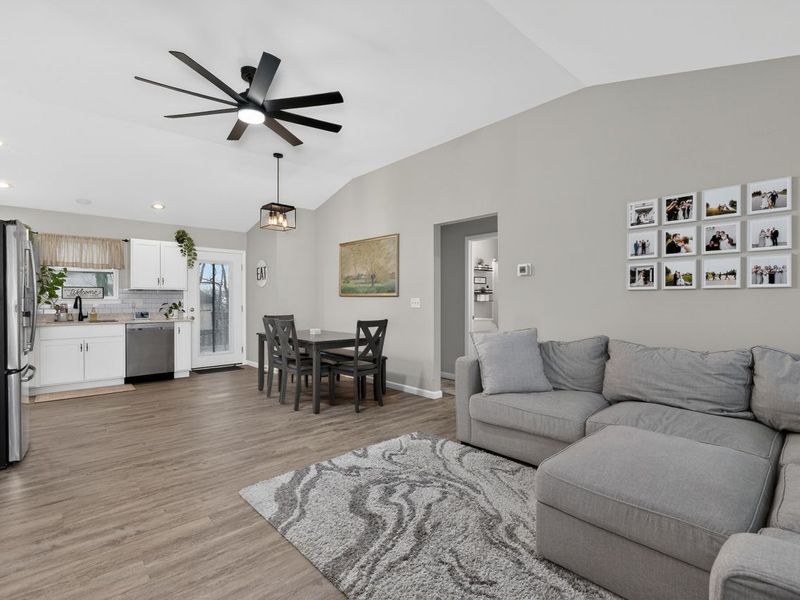 102 Ashley Drive, Dry Ridge, KY 41035 Photo 4