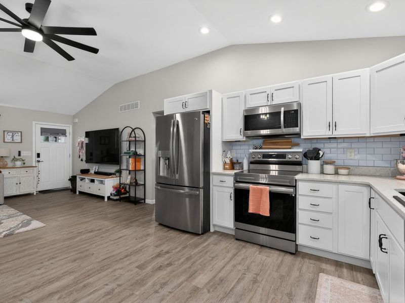 102 Ashley Drive, Dry Ridge, KY 41035 Photo 8