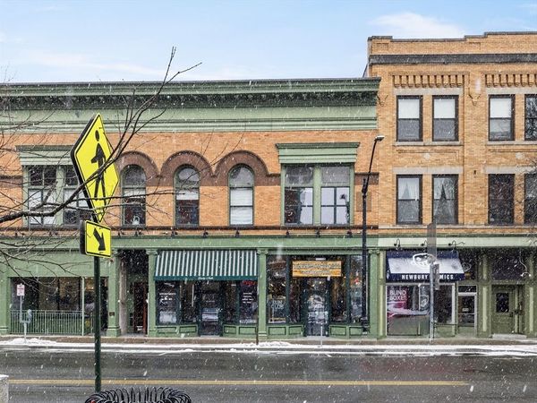 30 Pleasant St, Unit 4, Northampton, MA 01060