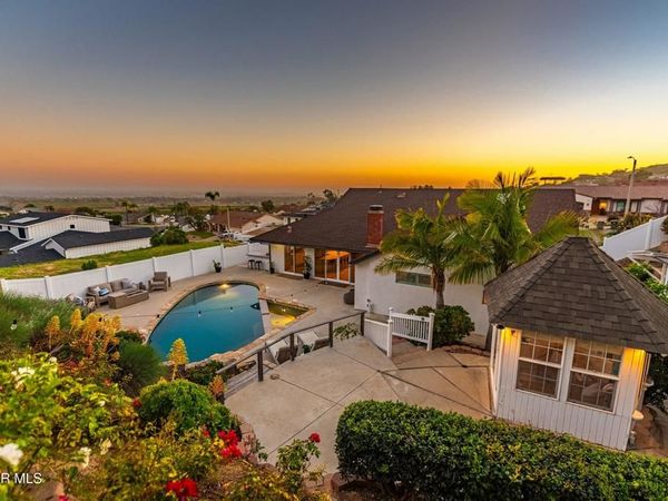 730 Creekmont Court, Ventura, CA 93003