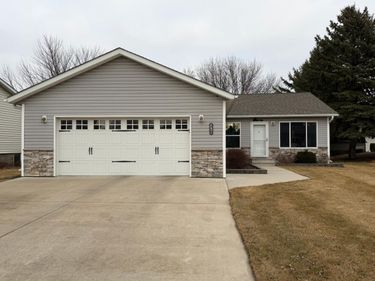 1708 Clifton Avenue, Worthington, MN 56187