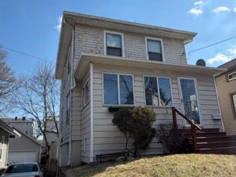 4546 Leo Street, Cincinnati, OH 45217 Photo 2