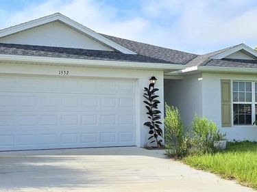 1532 NE 35TH , CAPE CORAL, FL 33909