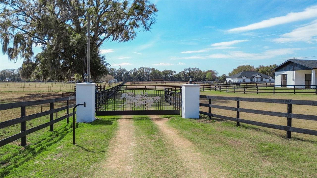 780 NE 100th Street, Ocala, FL 34479 Photo