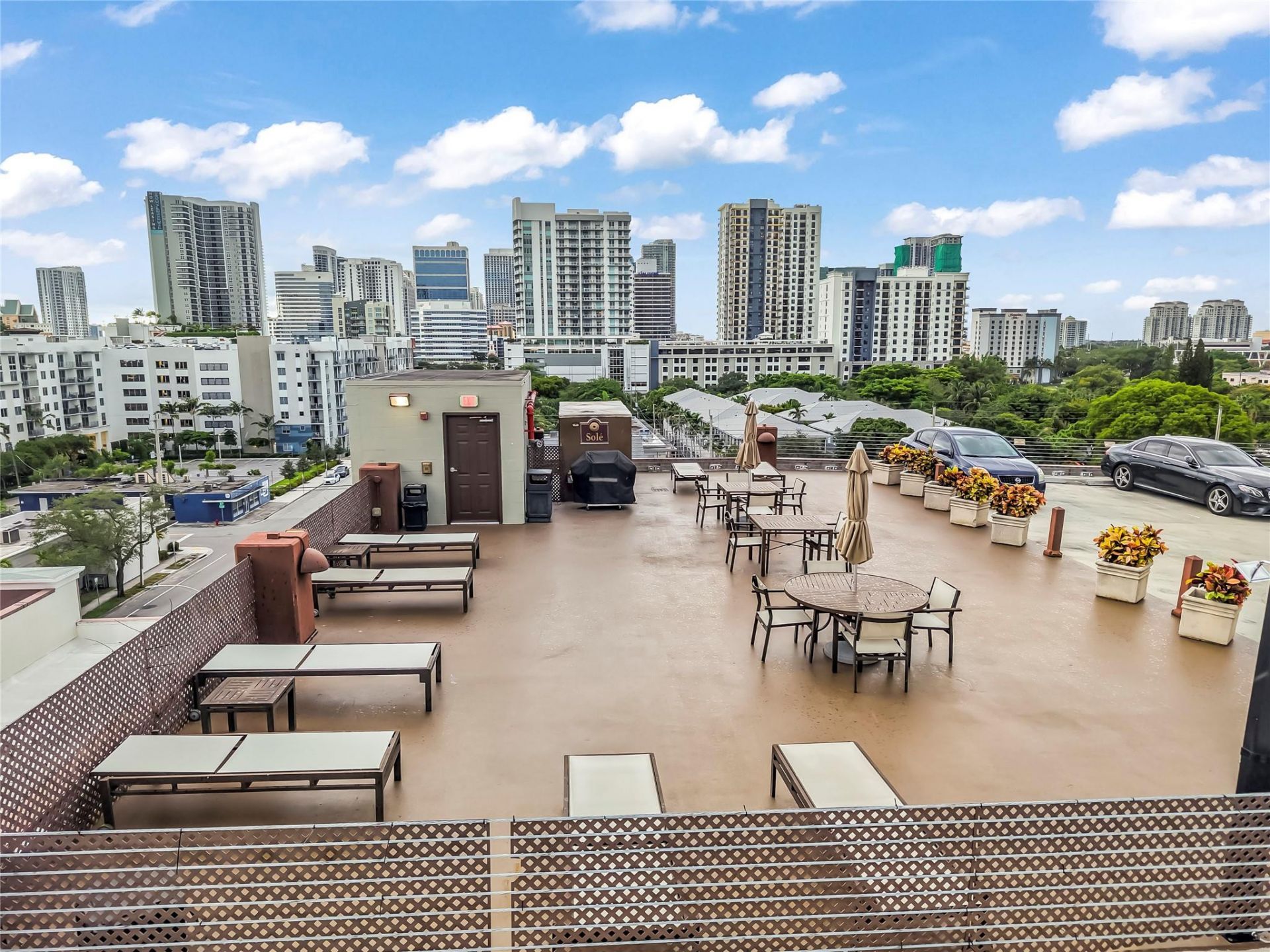 533 NE 3rd Ave, Fort Lauderdale, FL 33301 Photo