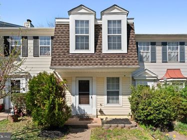 34 PALMER COURT , STERLING, VA 20165