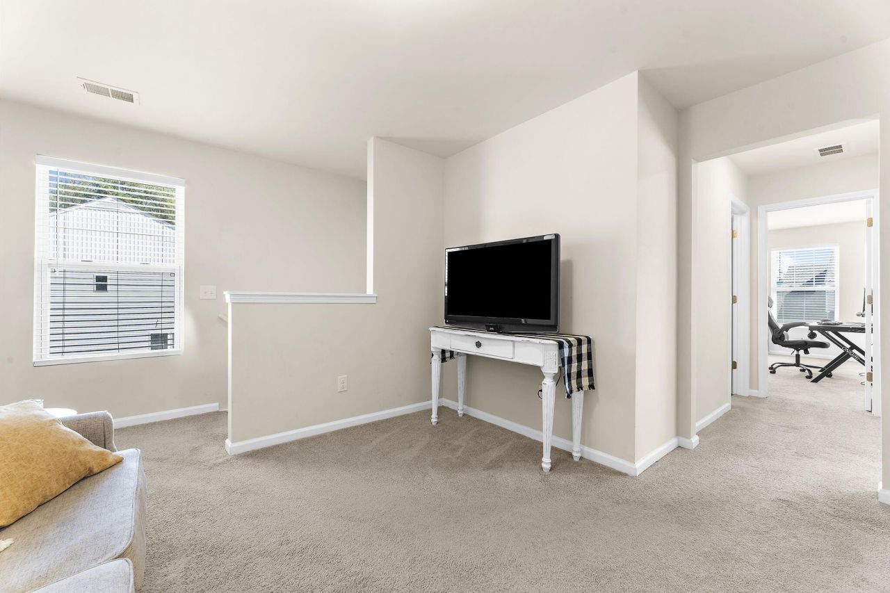 163 Surfbird Road Photo 22