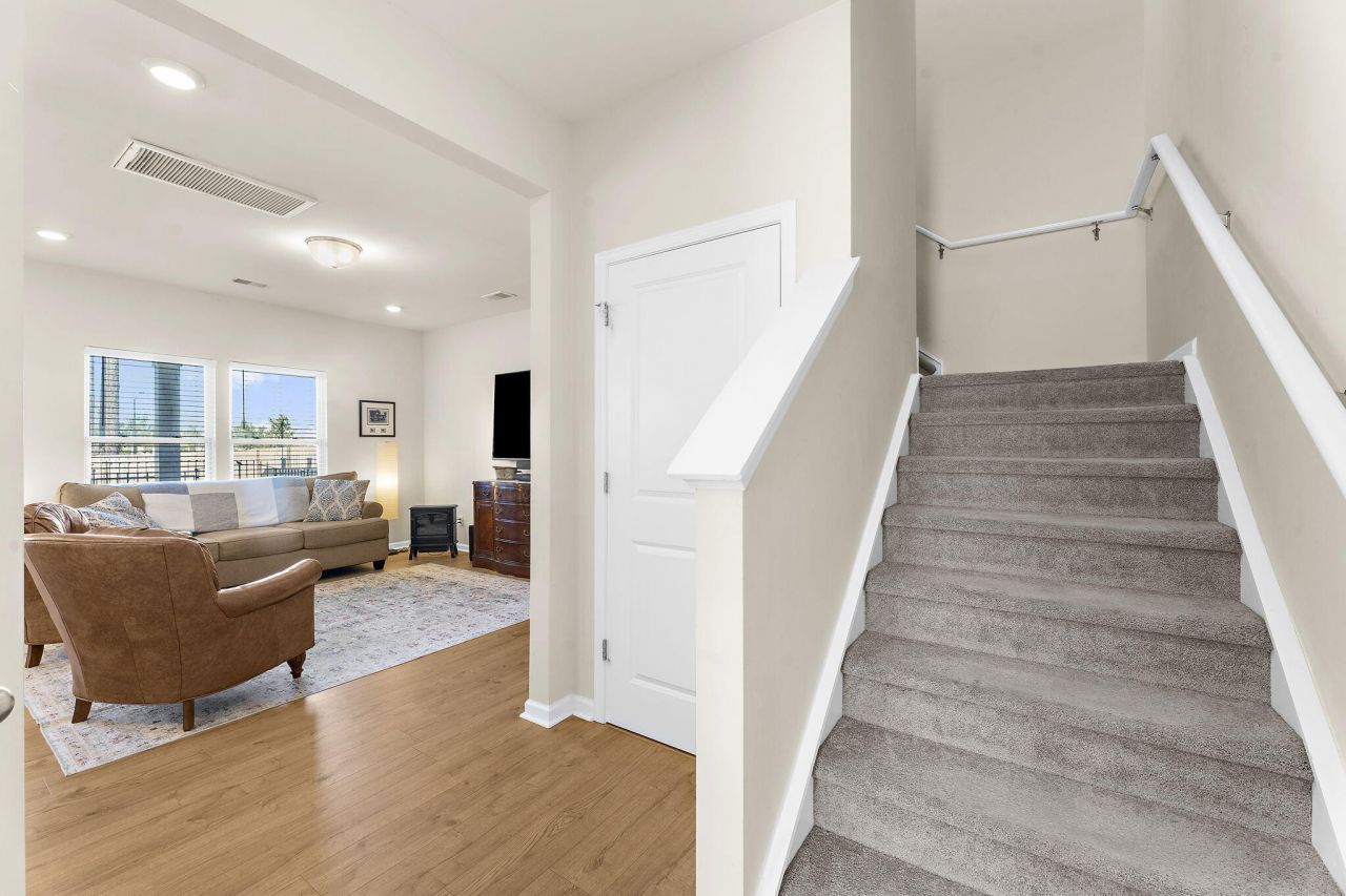 163 Surfbird Road Photo 6