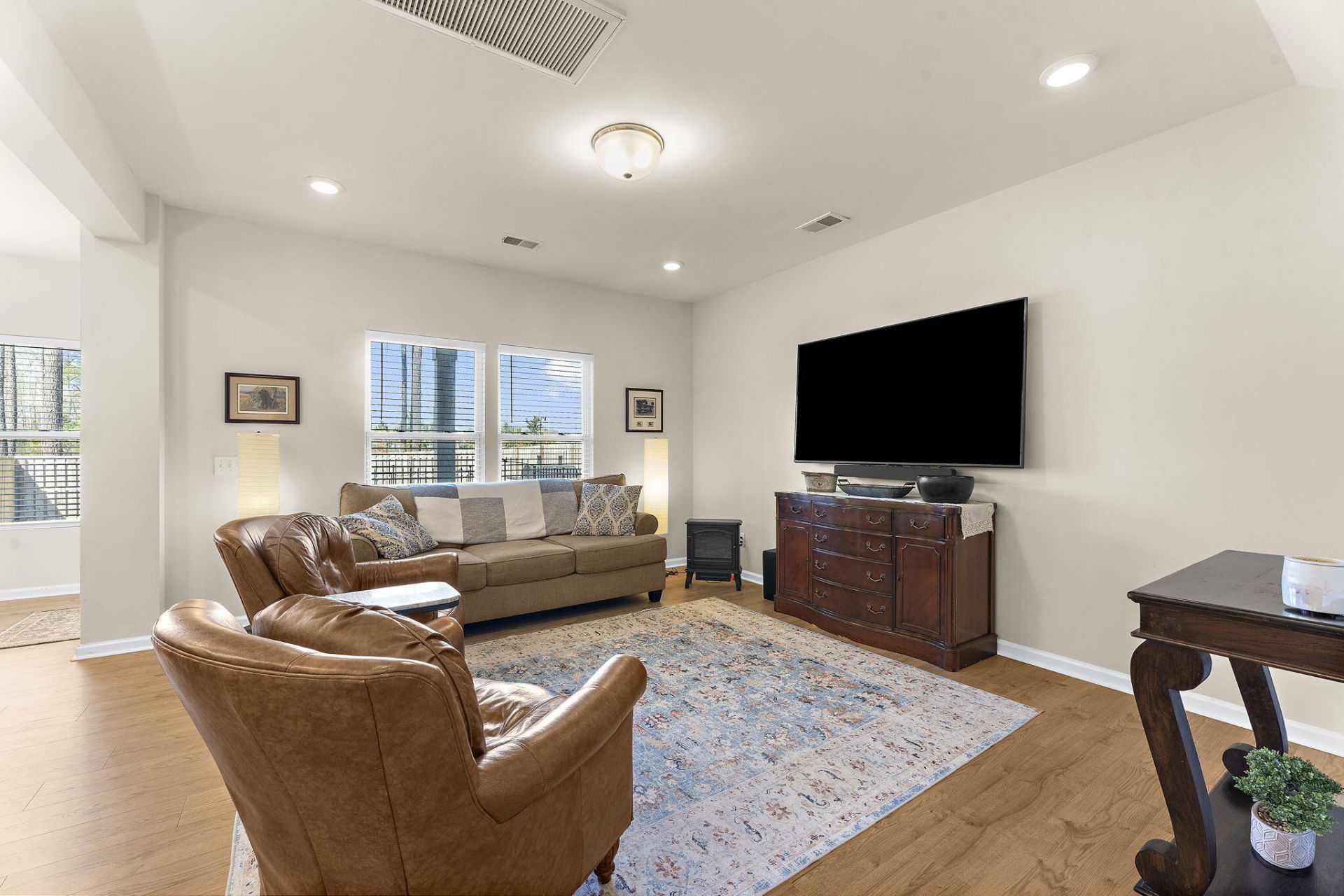 163 Surfbird Road Photo 8