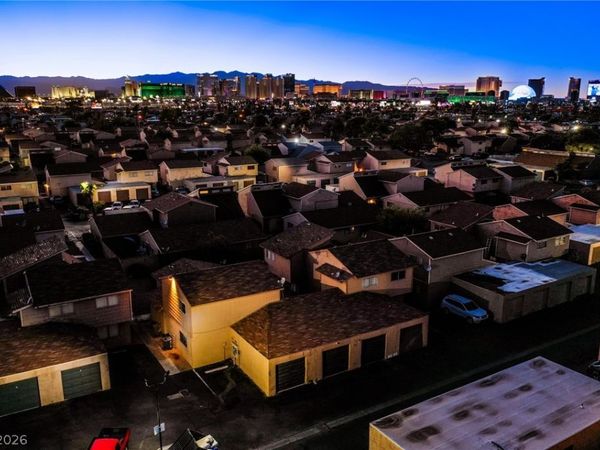 5227 Garden Lane , Las Vegas, NV 89119