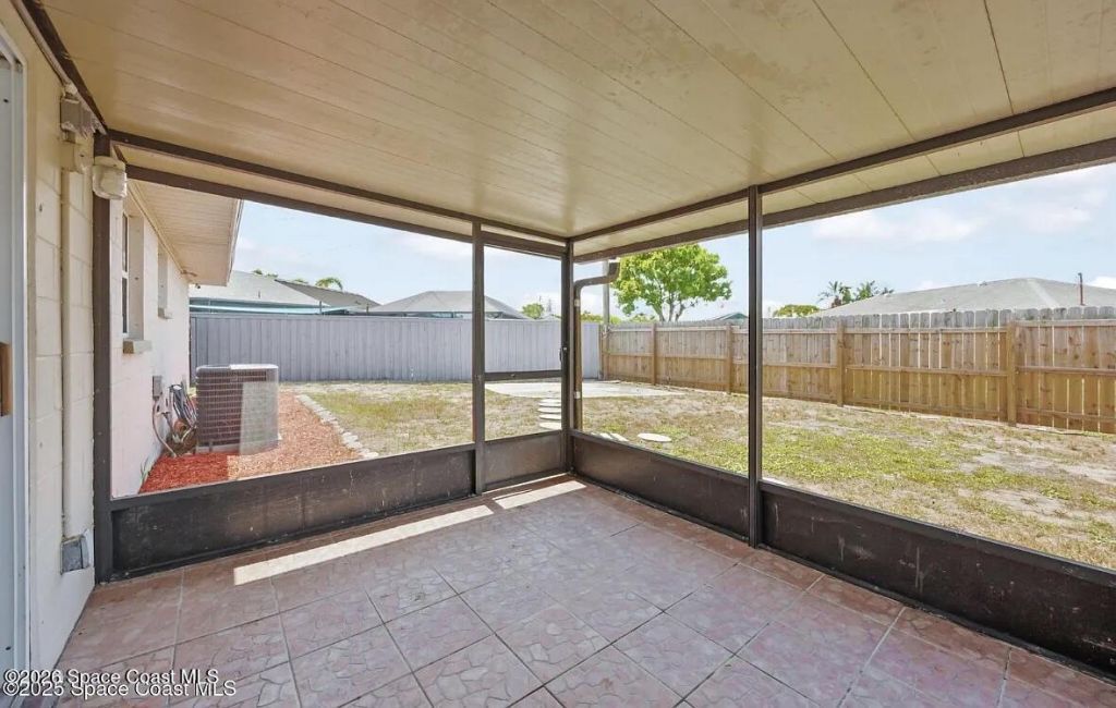 1325 Johns Circle , Merritt Island, FL 32952 Photo