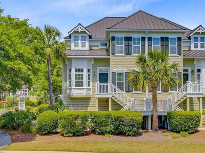 1650 Long Grove Drive, Mount Pleasant, SC 29464