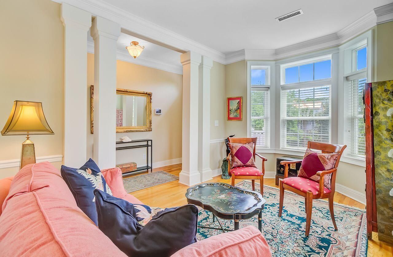 1650 Long Grove Drive Photo 10