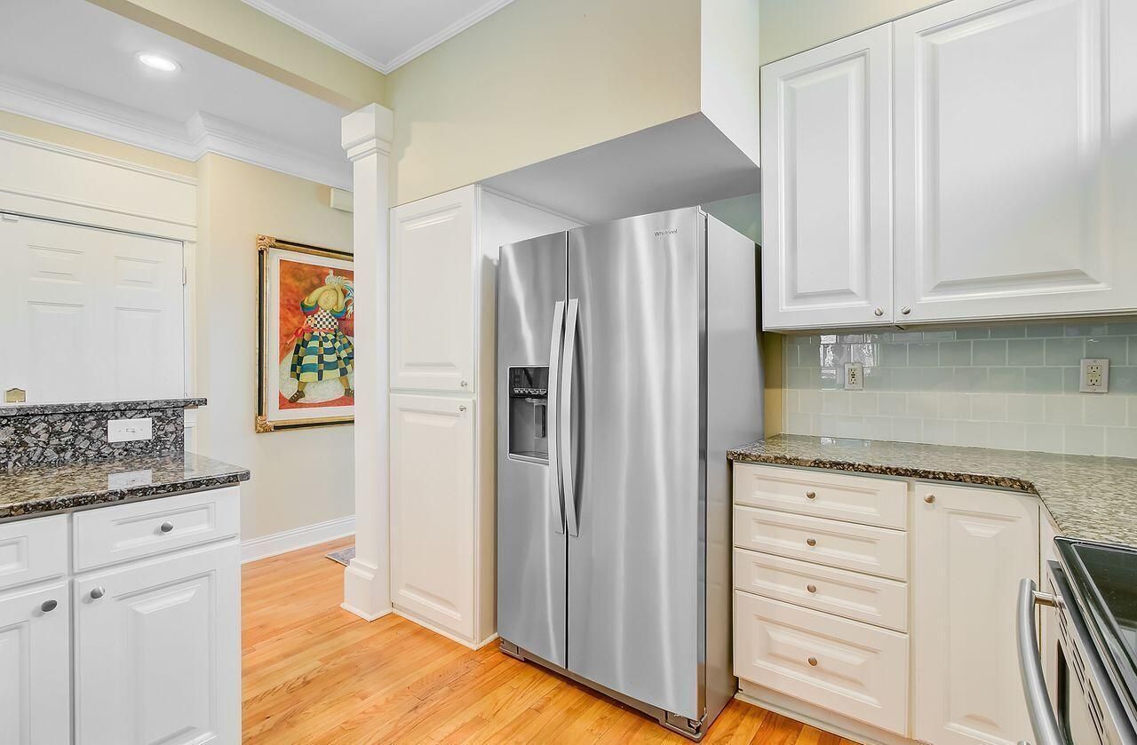 1650 Long Grove Drive Photo 22