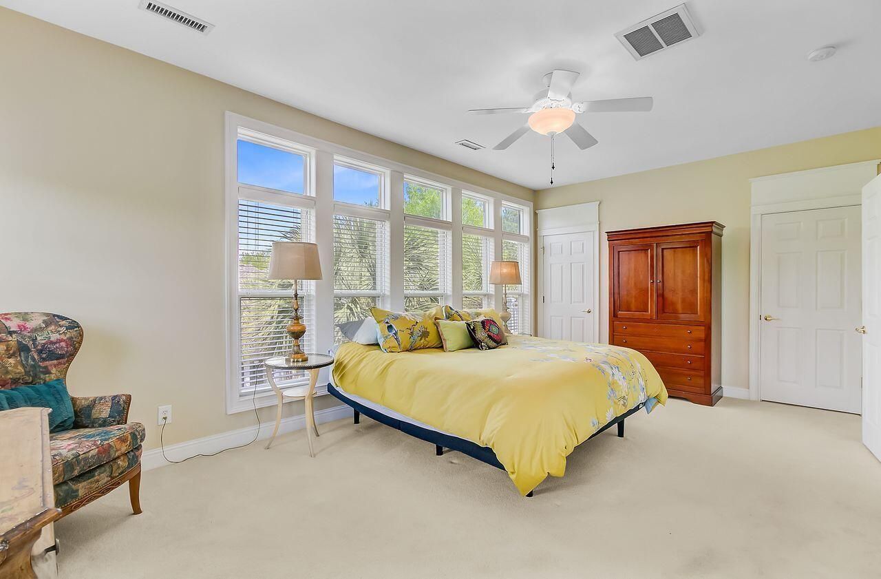 1650 Long Grove Drive Photo 32