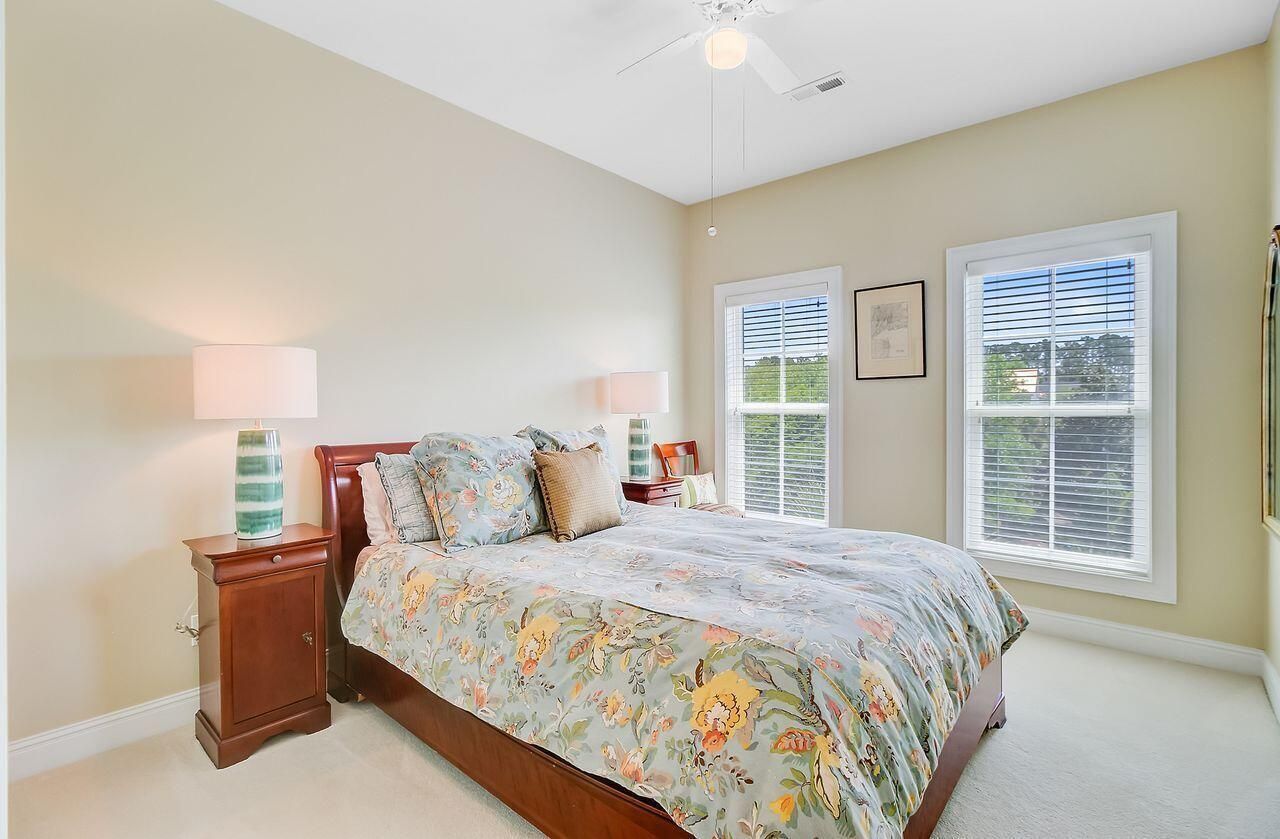 1650 Long Grove Drive Photo 41