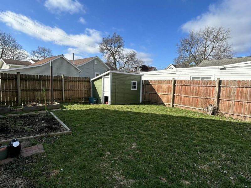 511 E 5th Street, Marysville, OH 43040 Photo 2