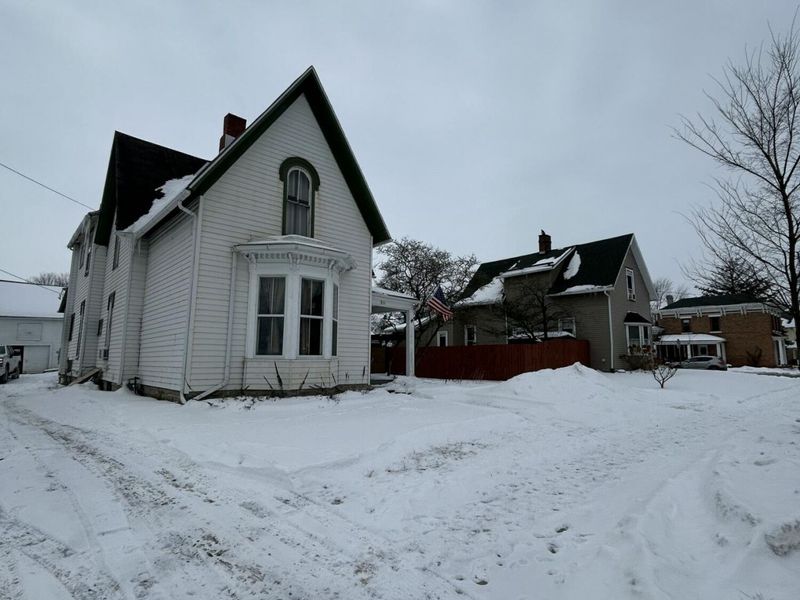 511 E 5th Street, Marysville, OH 43040 Photo 2