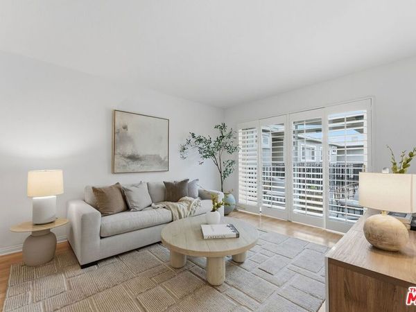 2308 Schader Drive, Unit 308, Santa Monica, CA 90404
