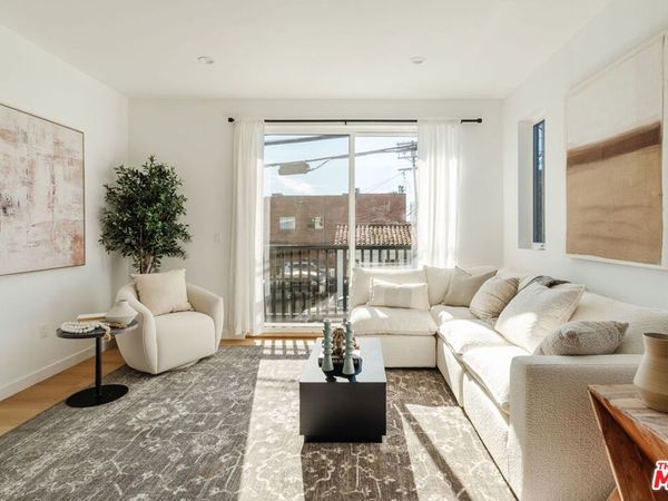 6763 Lexington Avenue, Unit 2, Los Angeles, CA 90038