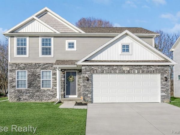 2027 Stillwater Drive, Davison Twp, MI 48423