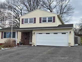 4867 Driftwood Drive Liverpool, NY 13088