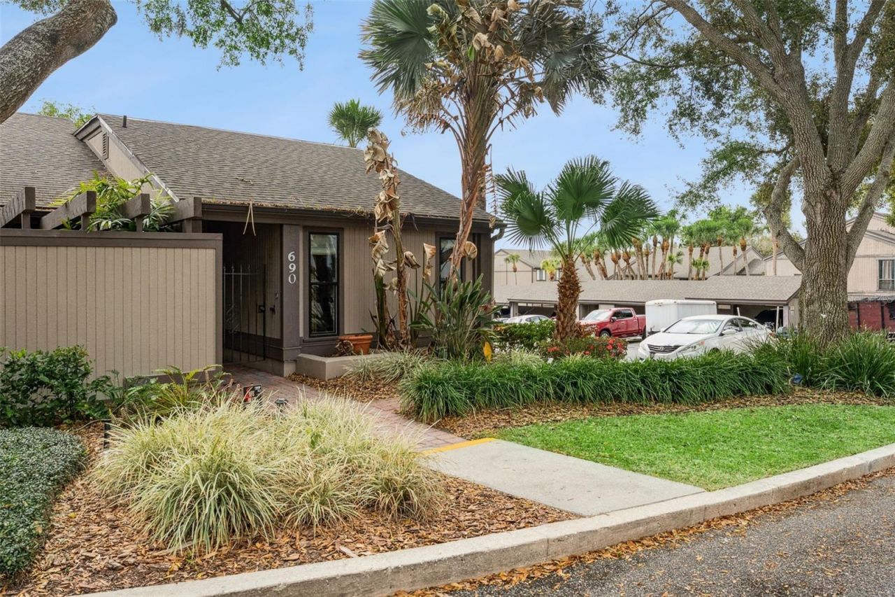 690 Lake Villas Drive , Altamonte Springs, FL 32701 Photo