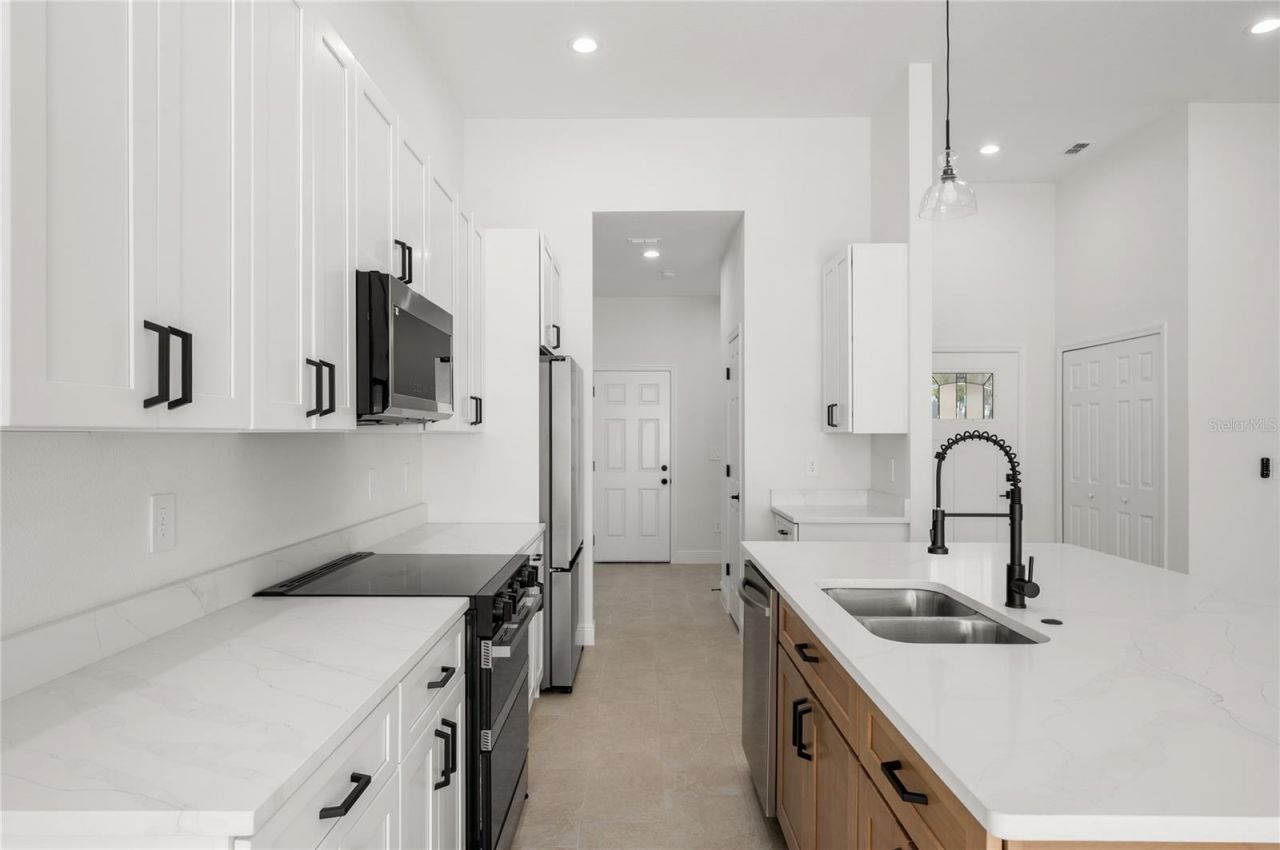 106 Megan Court , Orange City, FL 32763 Photo