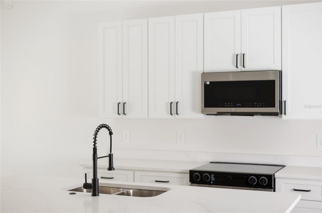 106 Megan Court , Orange City, FL 32763 Photo