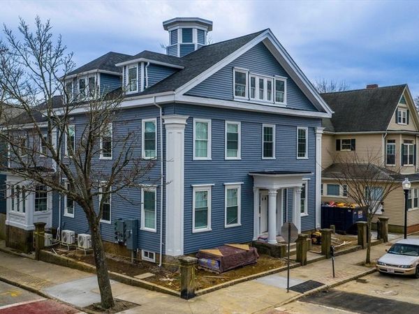 110 Eighth St, New Bedford, MA 02740