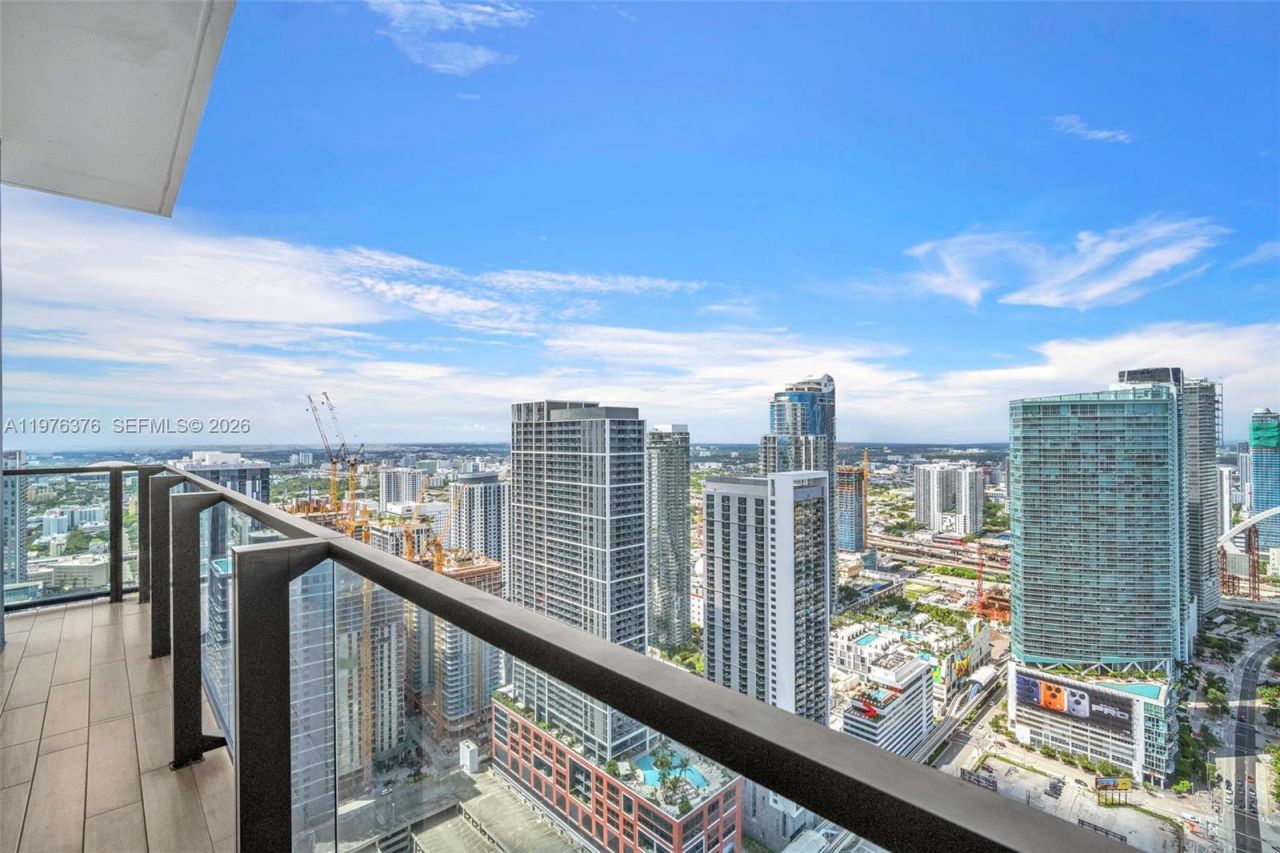 398 NE 5th St , Unit PH 4701, Miami, FL 33132 Photo