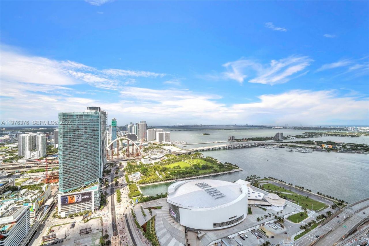 398 NE 5th St , Unit PH 4701, Miami, FL 33132 Photo