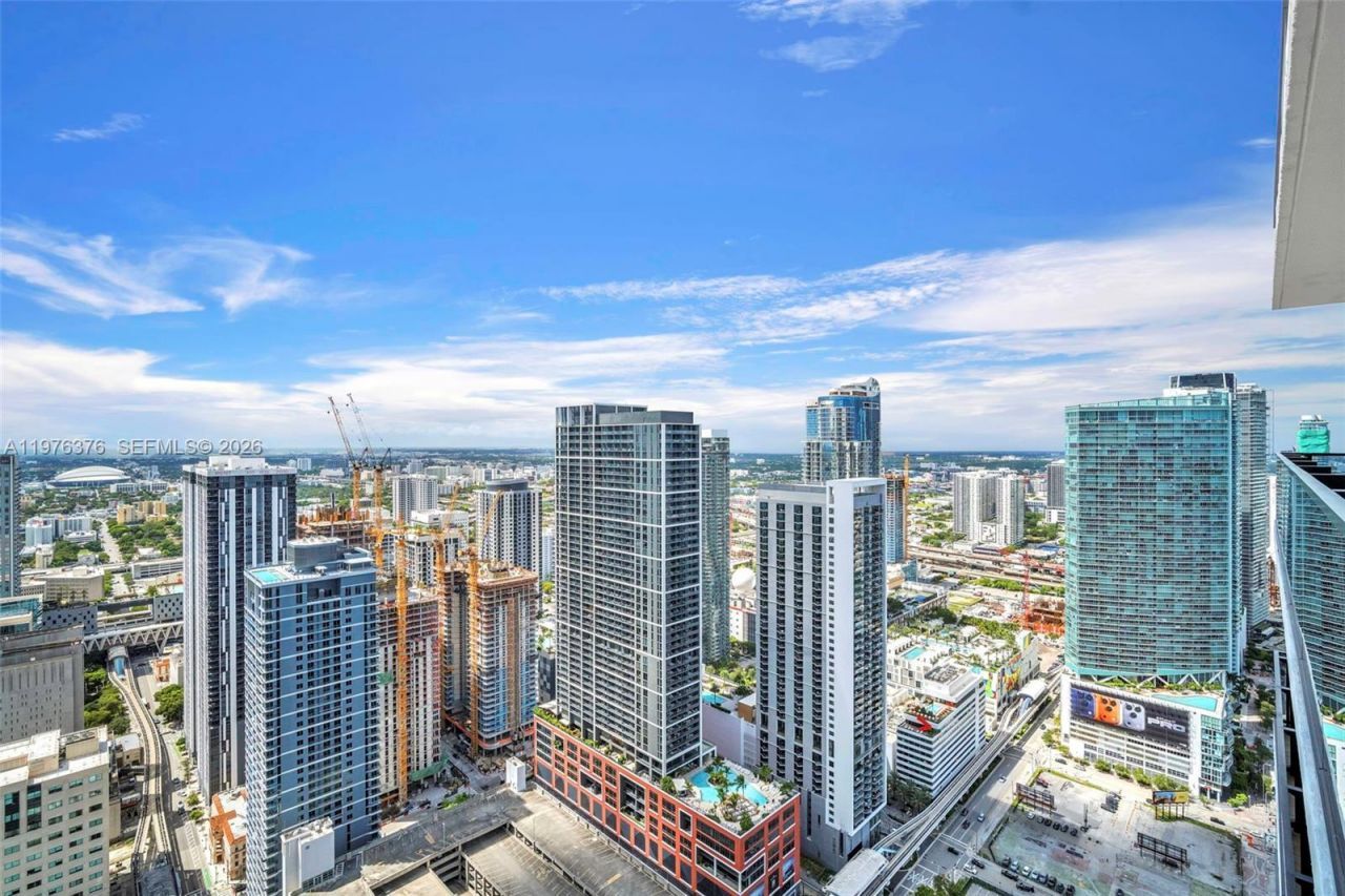 398 NE 5th St , Unit PH 4701, Miami, FL 33132 Photo