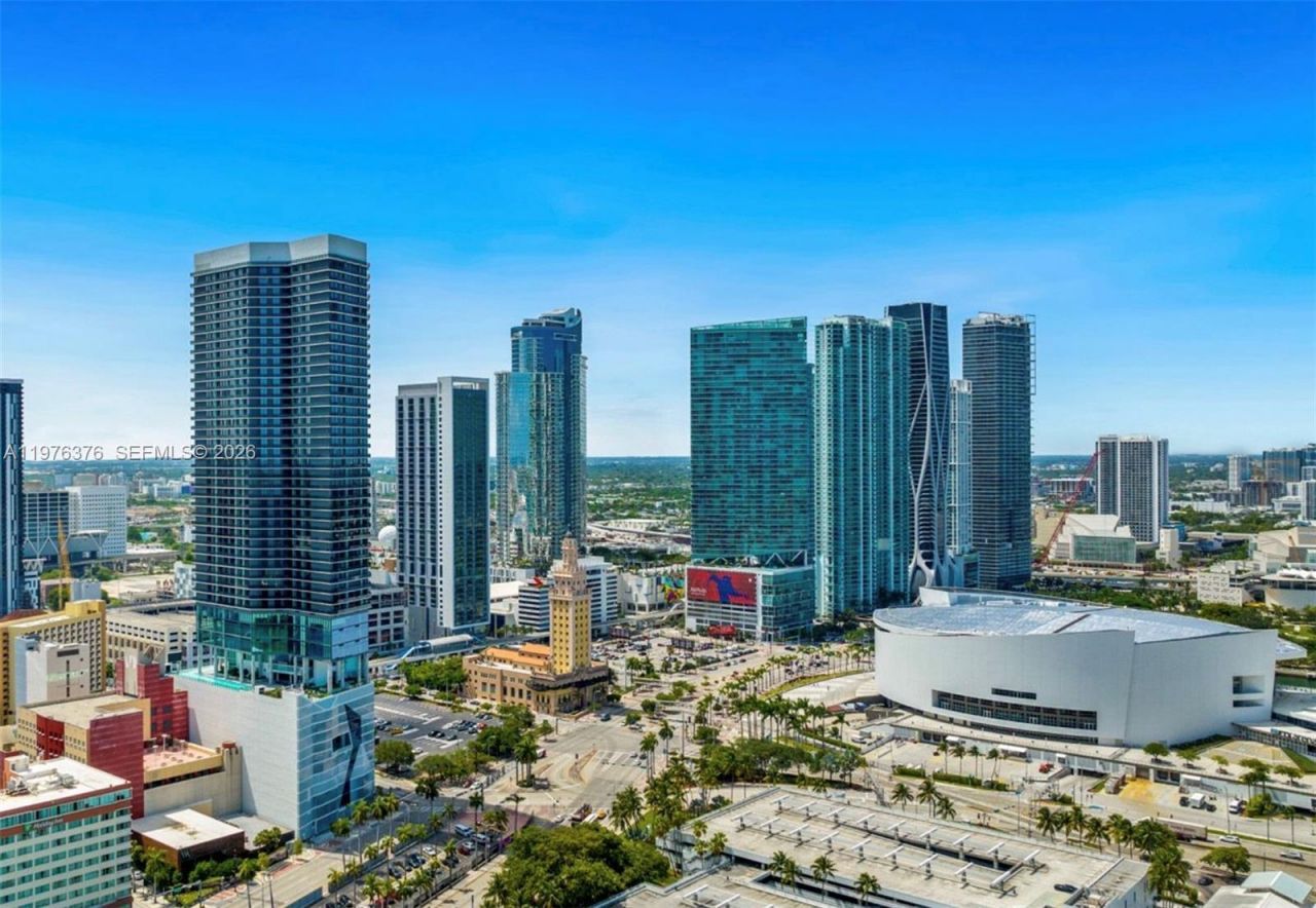 398 NE 5th St , Unit PH 4701, Miami, FL 33132 Photo