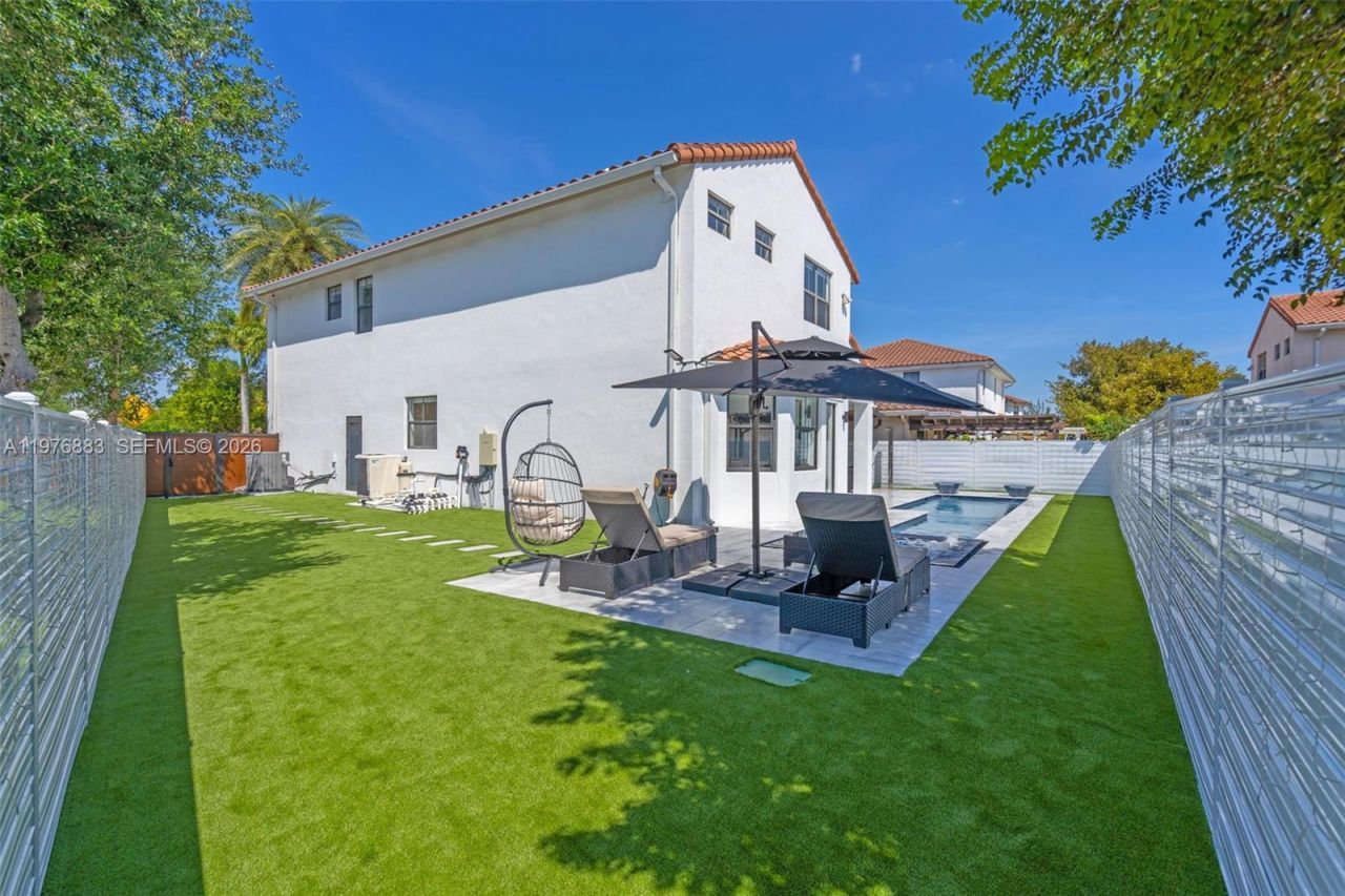 1005 NW 100th Ave , Miami, FL 33172 Photo