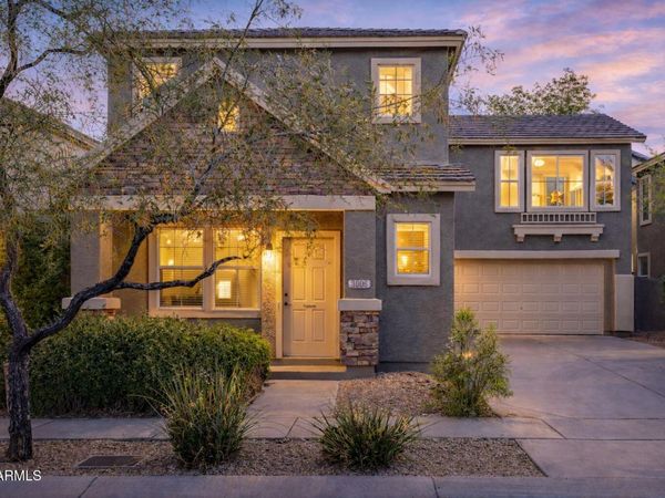 3006 W FERRUCCIO Place, Phoenix, AZ 85086