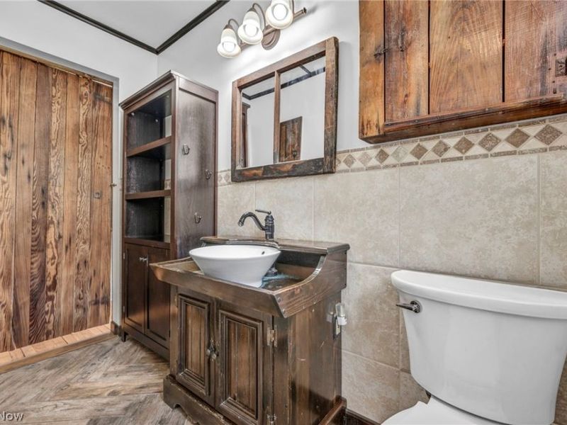 833 Lander Road , Mayfield Village, OH 44143 Photo 14