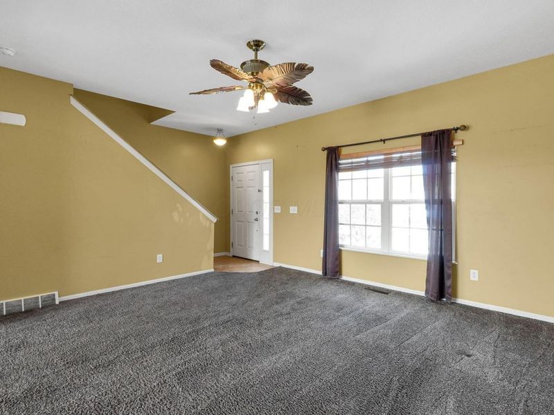 7894 Champaign Drive, Blacklick, OH 43004 Photo 9