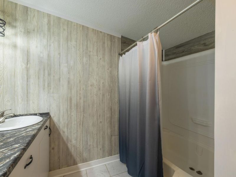 12 E Main Street , Glouster, OH 45732 Photo 18