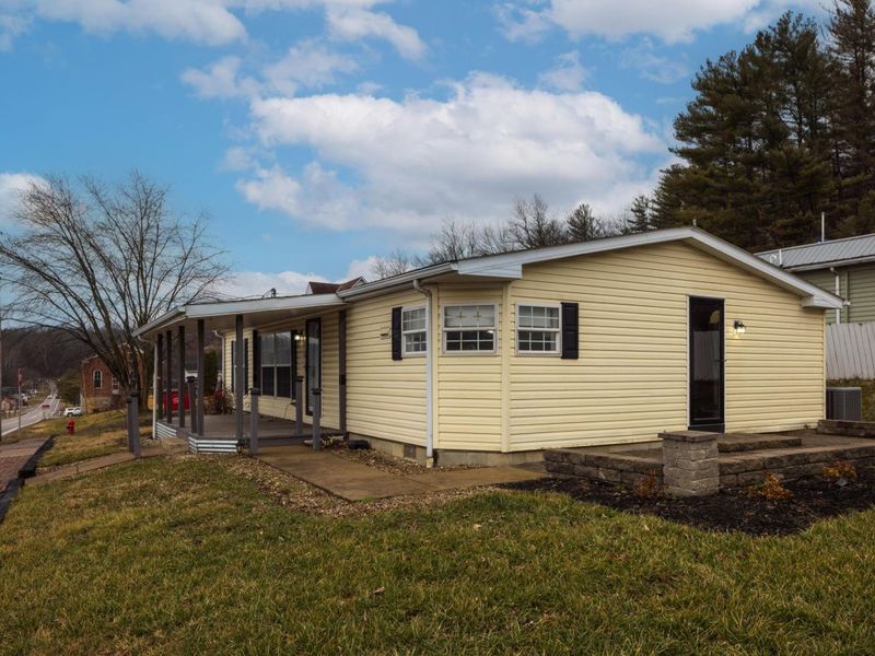 12 E Main Street , Glouster, OH 45732 Photo 28