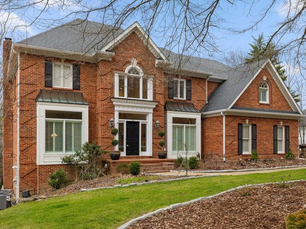 40 Cool Springs Road, Signal Mountain, TN 37377